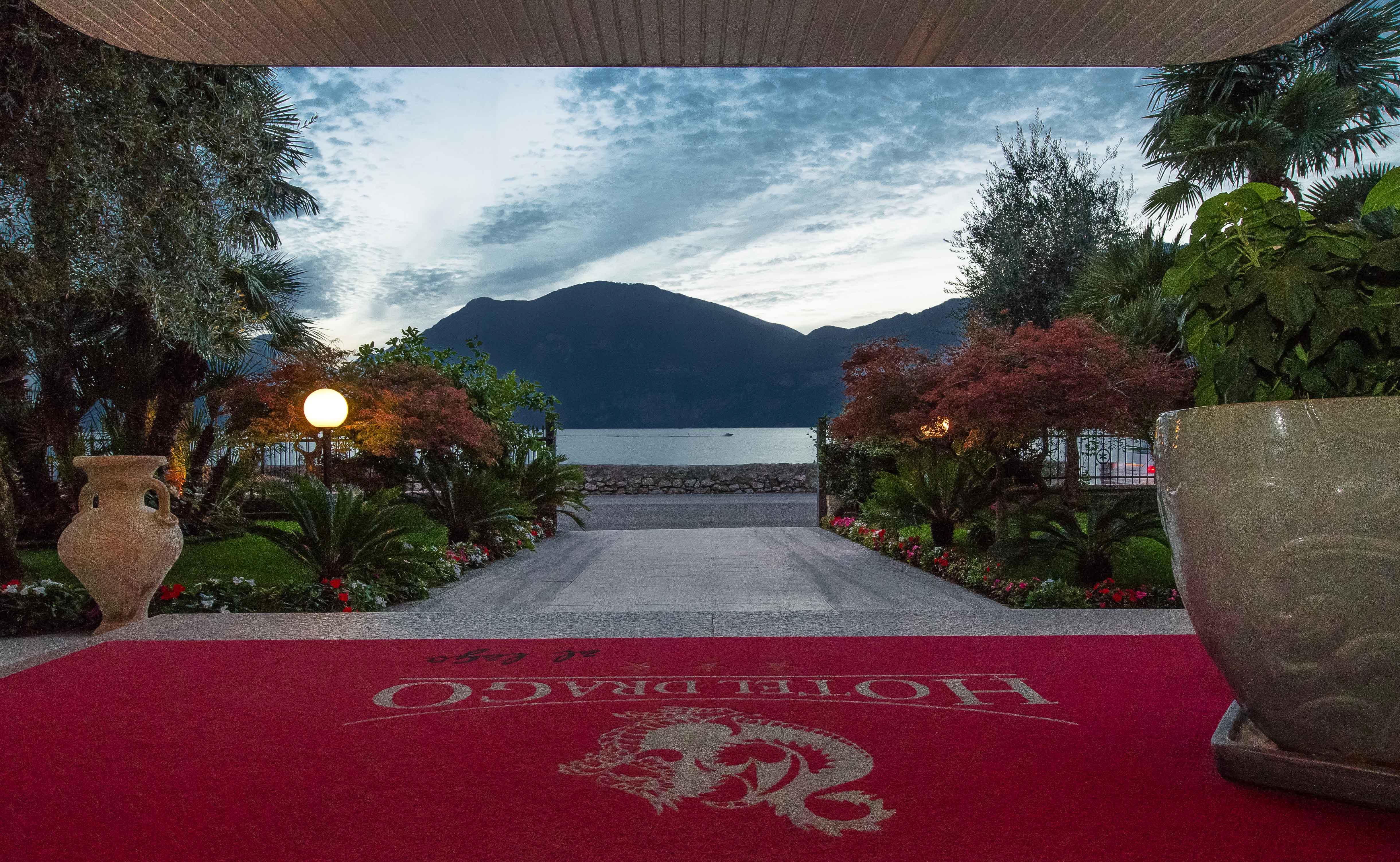 Hotel Drago Brenzone sul Garda Exteriör bild
