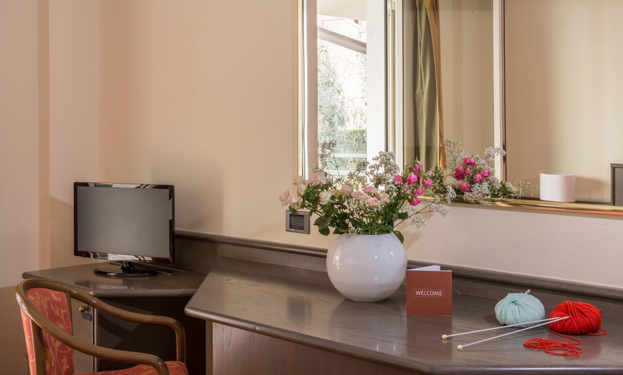 Hotel Drago Brenzone sul Garda Exteriör bild